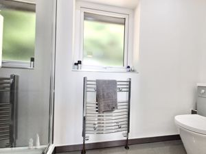 Photo 16- click for photo gallery